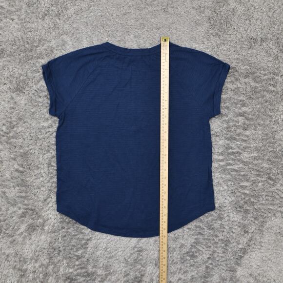 Eddie Bauer Women's Size M Blouse Top Short Sleeve Blue Solid Cotton Round Neck - Picture 5 of 8